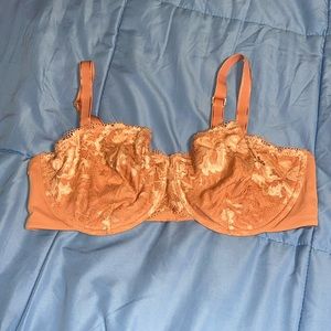 NWOT Soma Embraceable Balconette